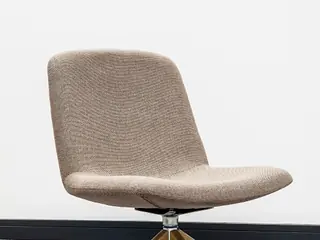 Outdoor furniture assembly