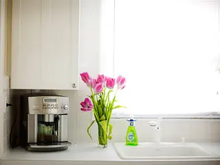 Kitchen deep cleaning