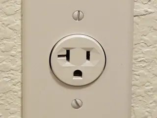 Outlet repair